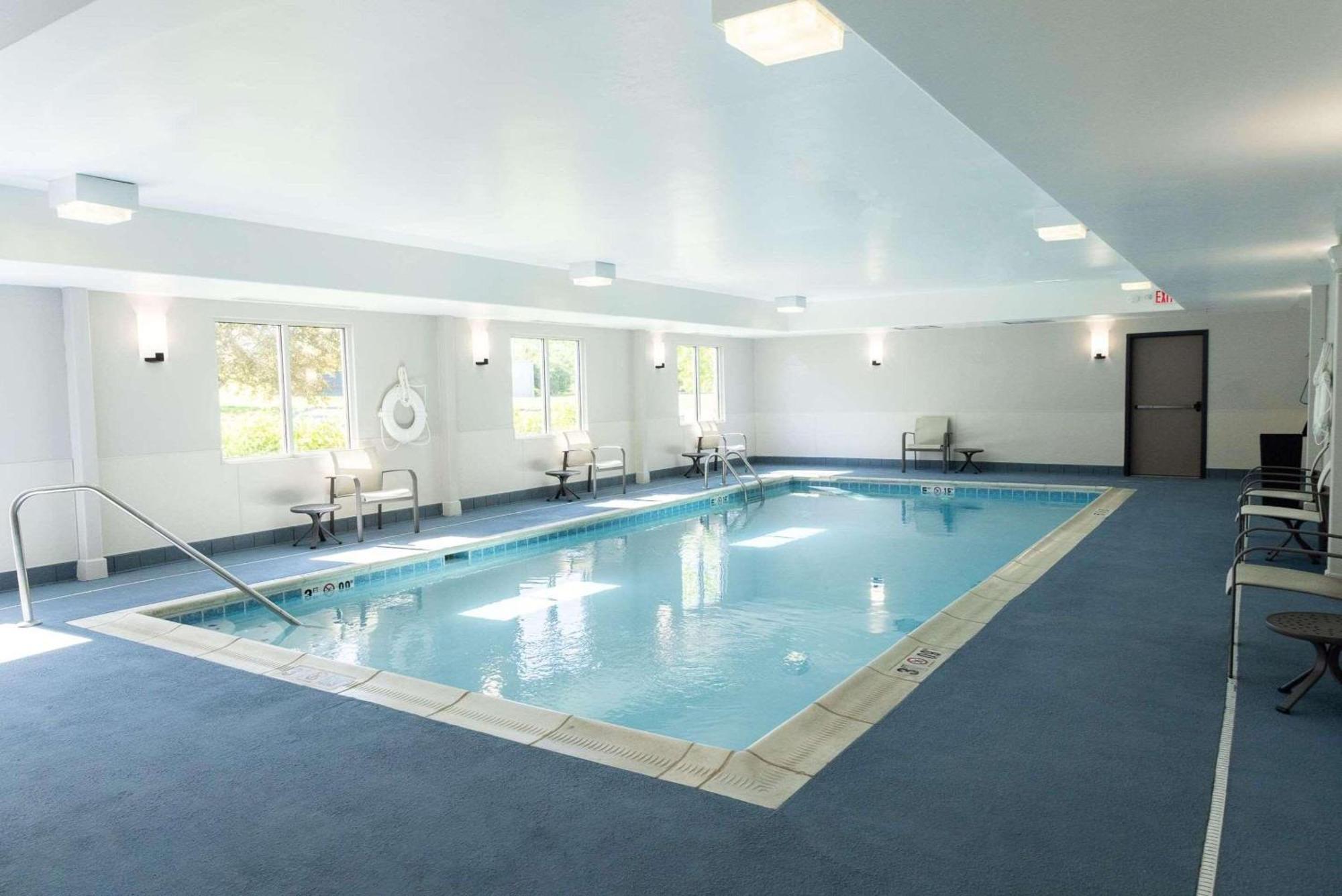 Country Inn & Suites By Radisson, Elizabethtown, Ky Esterno foto